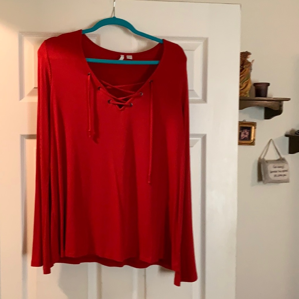 Women’s shirt